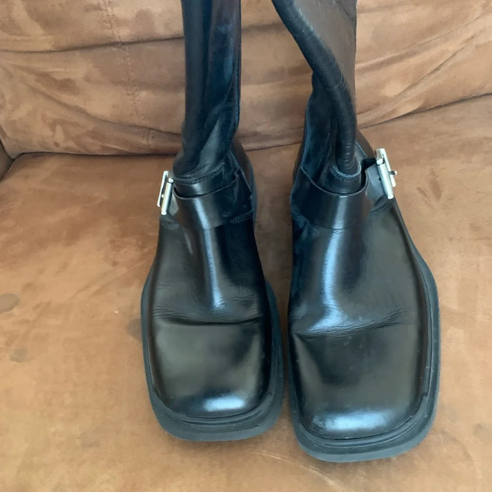 Donald J. Pliner Black Leather Square-Toe Buckle Boots